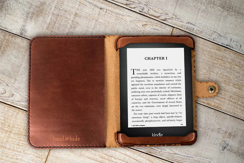 Amazon Kindle Classic Leather Tablet Case